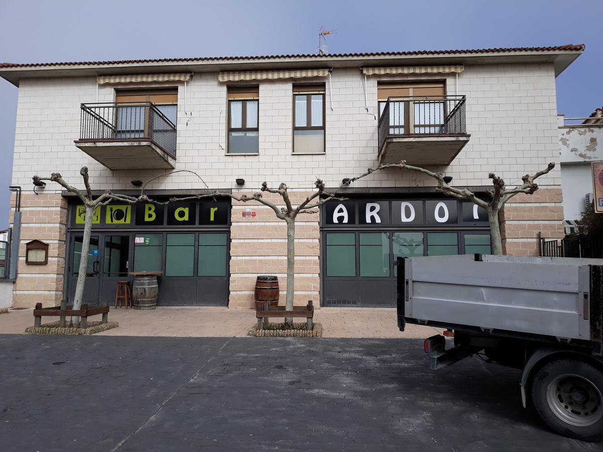 Hostal Ardoi Zizur Mayor Buitenkant foto