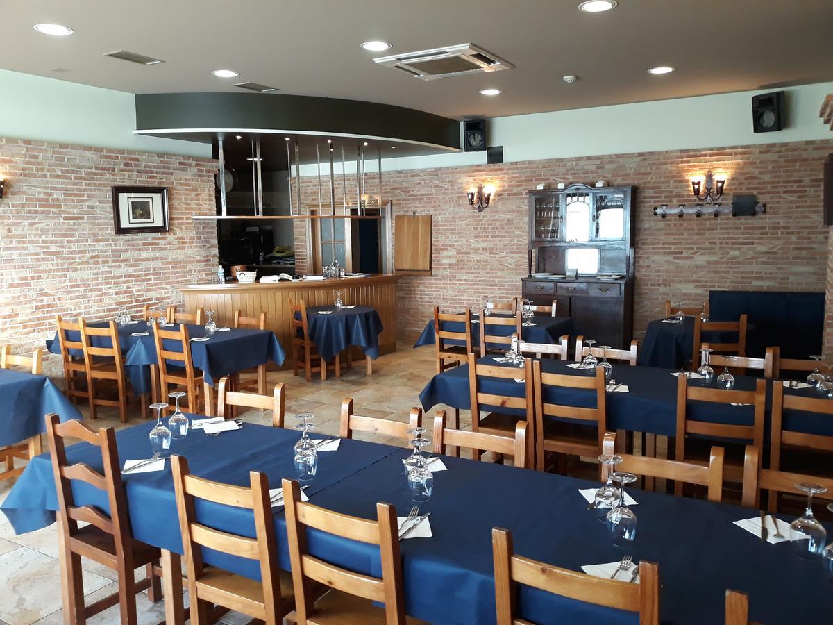 Hostal Ardoi Zizur Mayor Buitenkant foto