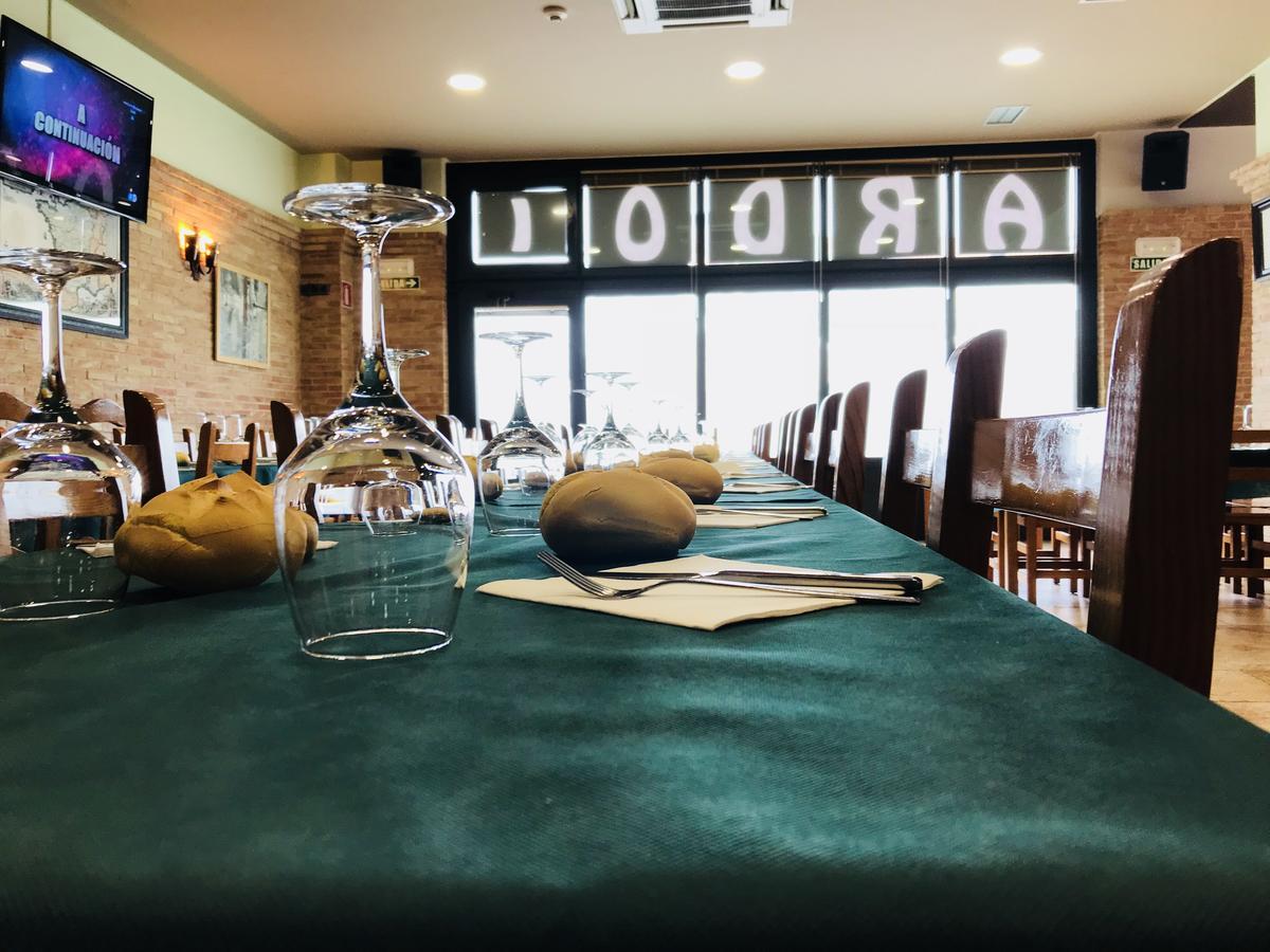 Hostal Ardoi Zizur Mayor Buitenkant foto